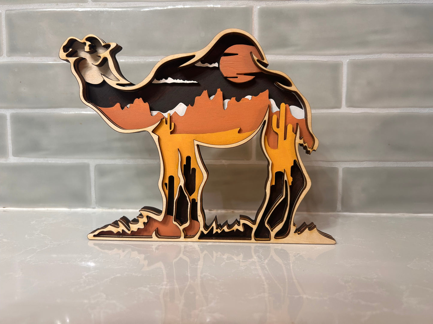 camel-standee