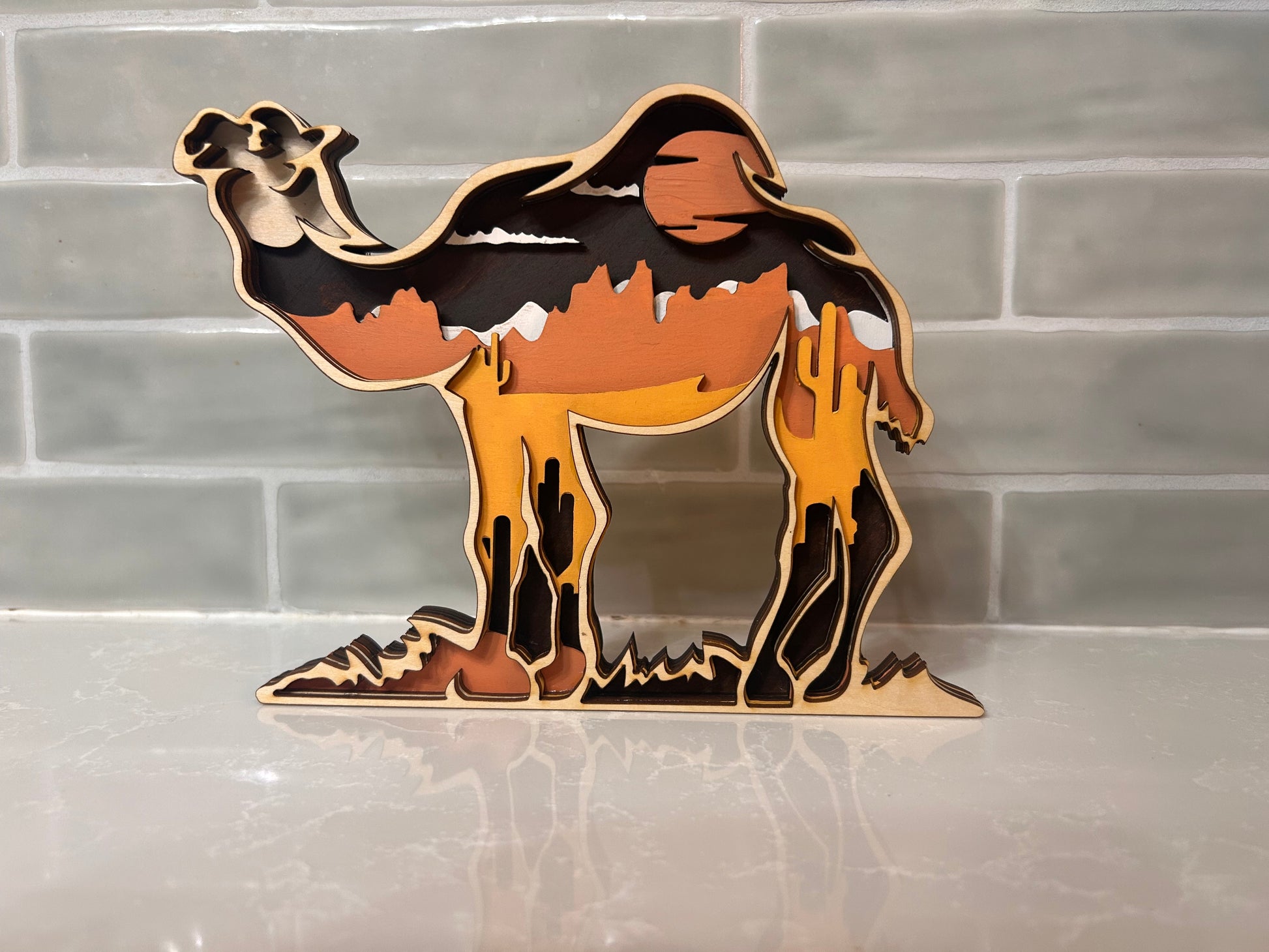 camel-standee